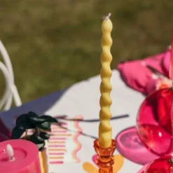 2 bougies flambeau torsadées - 2,2 x 25 cm - Couleur au choix