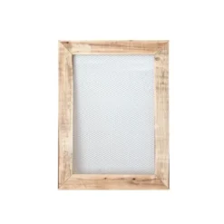 Cadre en bois avec grille