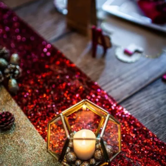 Chemin de Table - Coquettes Paillettes - Rouge