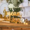 Décoration en bois sur socle Joyeux Anniversaire - Or
