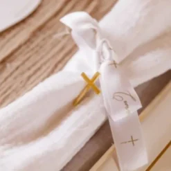 10 Décorations de table - Croix - Plexi Or