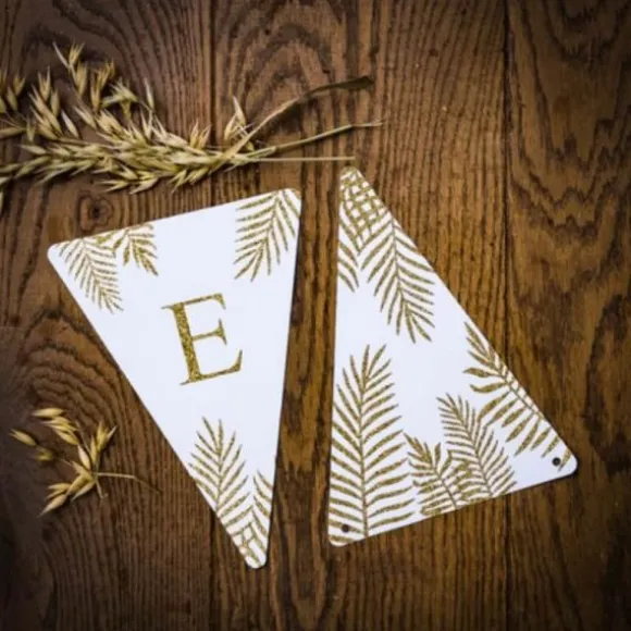 5 Fanions Blancs et Paillettes Or " E " - Fougère