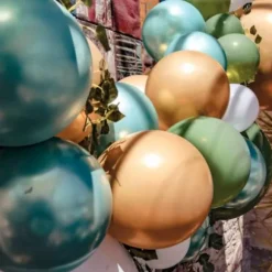 Kit arche 86 ballons et feuilles tropicales - Tropicool