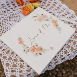 Livre d'or de 68 pages FSC® - 22 x 19 cm - Collection Peachy