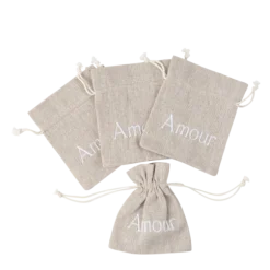 4 pochons "Amour" en tissu avec effet lin - 9,5 x 11,5 cm