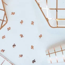 Sachet de confettis de table d'anniversaire "50 ans" - Rose gold