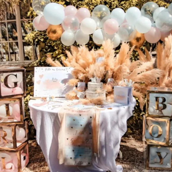 Stickers en forme de lettres pour baby shower - Or - Modèle au choix